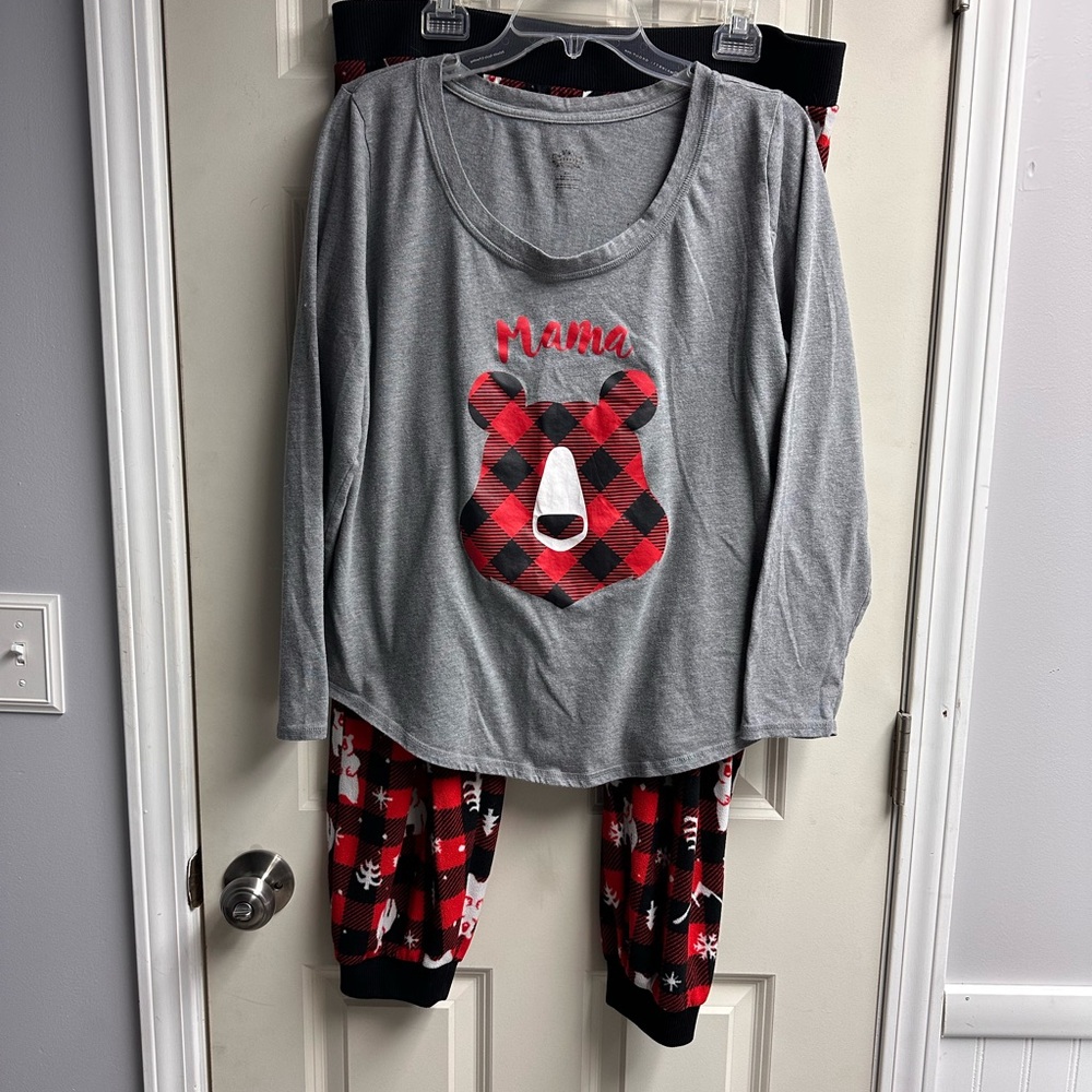 Wondershop Gray and Red Bear Pajama Set